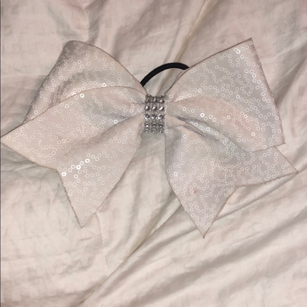 White cheerleading bow